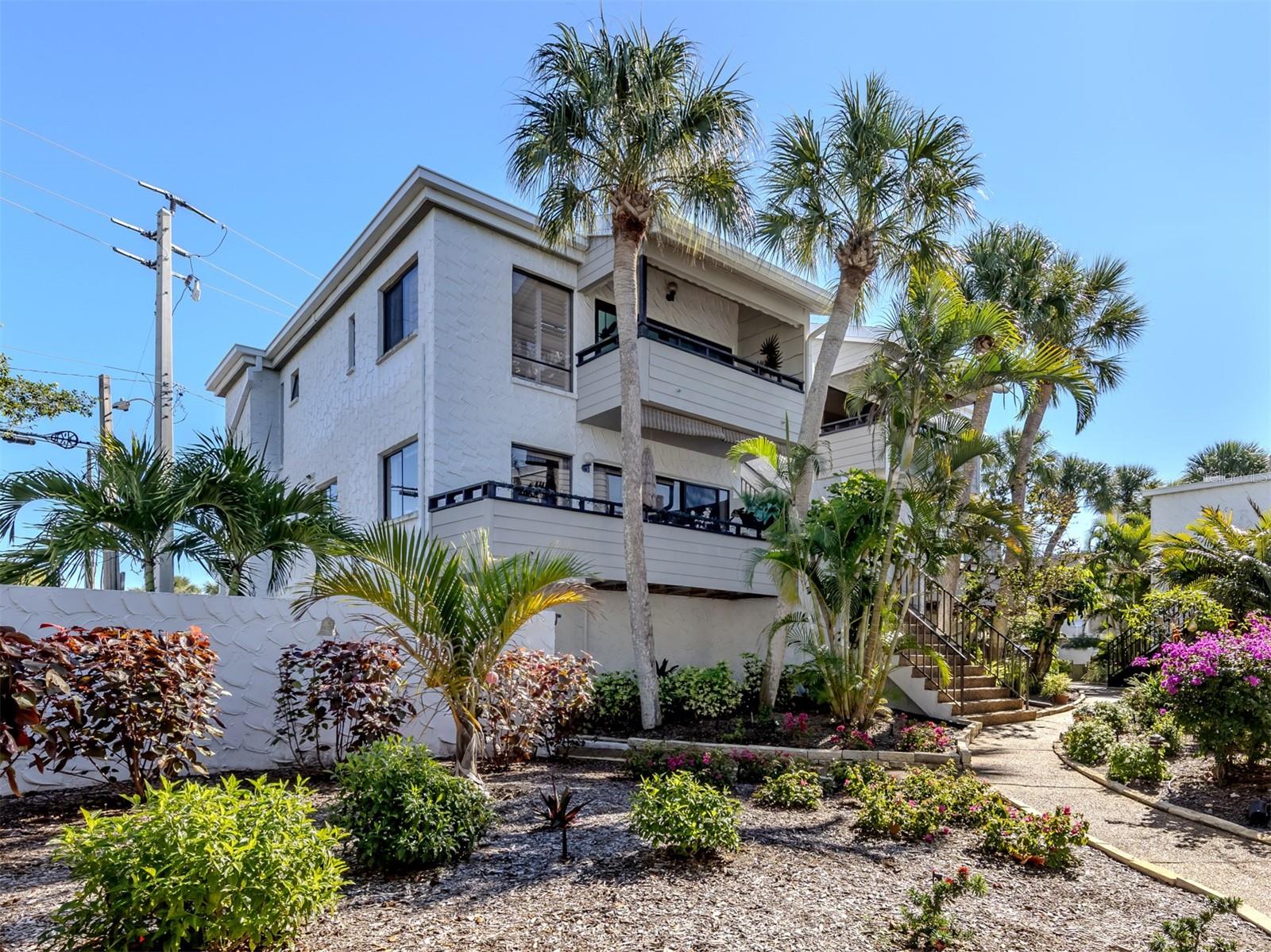 1555 TARPON CENTER DRIVE #247