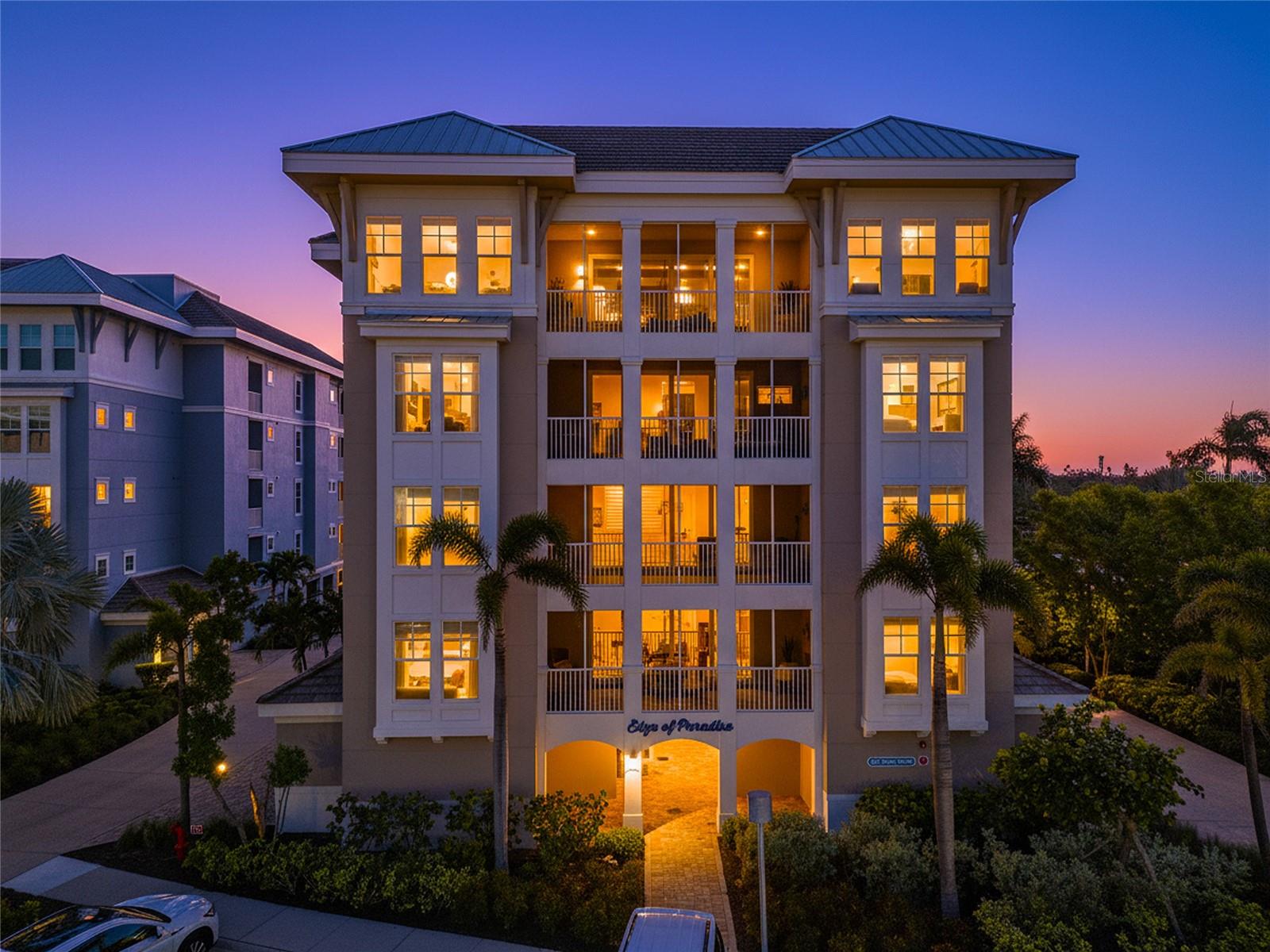 395 ARUBA CIRCLE #203